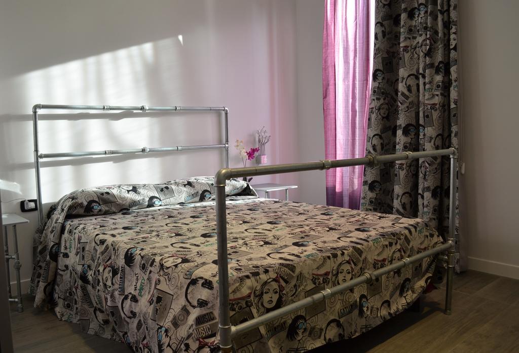 5Rooms Rome Bilik gambar